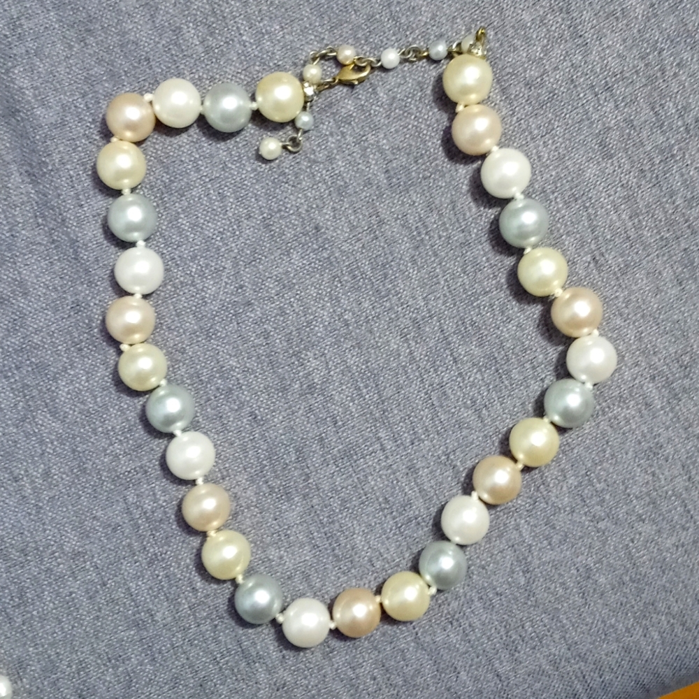 Multicolored Faux Pearl Necklace